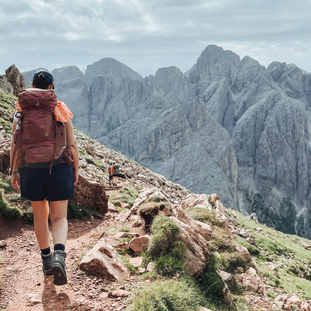 Ich auf dem Weg zur Tierser Alpl mit Blick auf den Rosengarten 